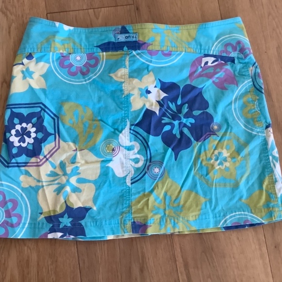 ONeill skirt - Picture 4 of 4